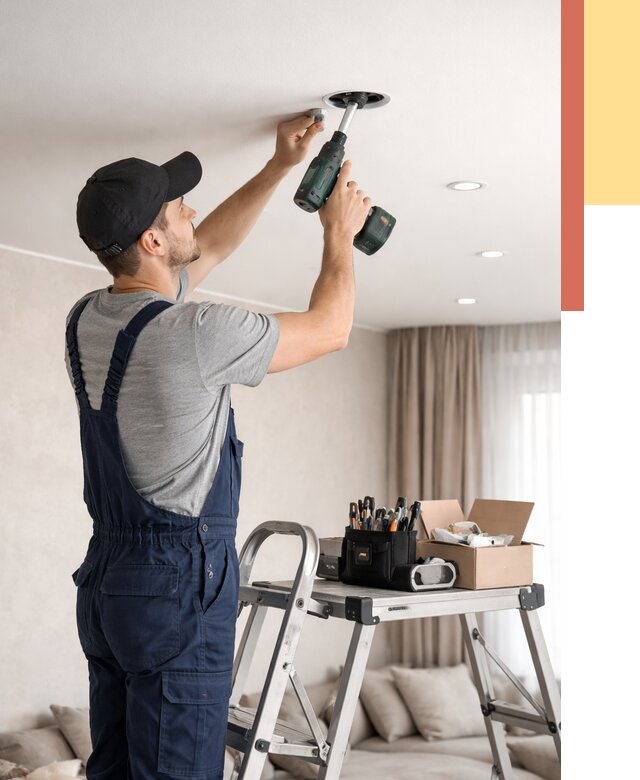 Установка и монтаж точечных светильников в натяжной потолок в Пятигорске от 1849 руб. | ОТДЕЛОЧНИК-Птг